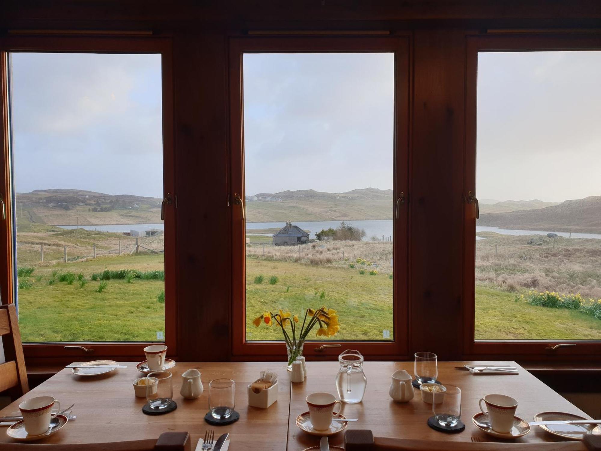 ホテル The Loch Erisort Balallan エクステリア 写真